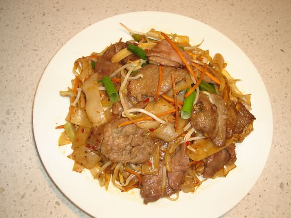 Beef Stir Fried Ho Fun 